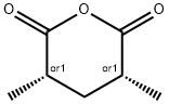 CIS-3,5-ジメチルジヒドロ-2H-ピラン-2,6(3H)-ジオン 化学構造式