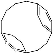 トリシクロ[10.2.2.24,7]オクタデカ-4,6,12,14(1),15,17-ヘキサエン 化学構造式