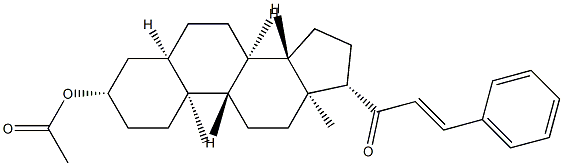 1-[3β-(アセチルオキシ)-5β-アンドロスタン-17β-イル]-3-フェニル-2-プロペン-1-オン 化学構造式