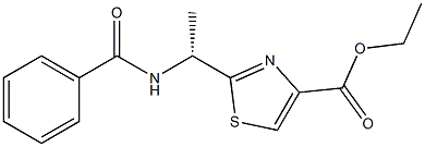(-)-2-[(R)-1-Benzoylaminoethyl]-4-thiazolecarboxylic acid ethyl ester Struktur