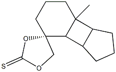 (3S,3aR,3bS,7aR,7bS)-7b-Methyl-3,3a-[oxy(thiocarbonyl)oxymethylene]decahydro-1H-cyclopenta[3,4]cyclobuta[1,2]benzene Struktur