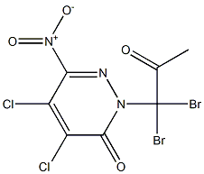 4,5-Dichloro-6-nitro-2-(1,1-dibromo-2-oxopropyl)pyridazin-3(2H)-one