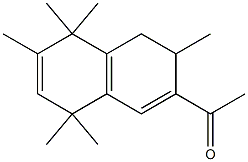 7-アセチル-1,4,5,6-テトラヒドロ-1,1,3,4,4,6-ヘキサメチルナフタレン 化学構造式
