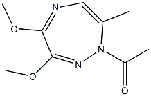 1-アセチル-7-メチル-3,4-ジメトキシ-1H-1,2,5-トリアゼピン 化学構造式