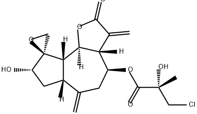 (2S)-2-ヒドロキシ-2-メチル-3-クロロプロパン酸(3aR,9R)-3,3aβ,4,5,6,6aβ,7,8,9aβ,9bα-デカヒドロ-8α-ヒドロキシ-3,6-ビス(メチレン)-2-オキソスピロ[アズレノ[4,5-b]フラン-9(2H),2'-オキシラン]-4β-イル 化学構造式