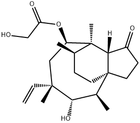 グリコール酸(10R)-6-エテニルデカヒドロ-5α-ヒドロキシ-4β,6β,9β,10-テトラメチル-1-オキソ-3aα,9α-プロパノ-3aH-シクロペンタシクロオクテン-8β-イル 化学構造式