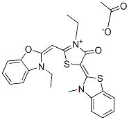 (5E)-3-ethyl-2-[(E)-(3-ethylbenzooxazol-2-ylidene)methyl]-5-(3-methylb enzothiazol-2-ylidene)-1-thia-3-azoniacyclopent-2-en-4-one acetate Structure