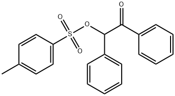 2-フェニル-2-(p-トルエンスルホニルオキシ)アセトフェノン 化学構造式
