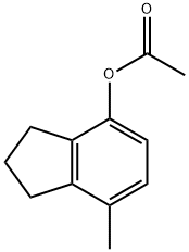 4-アセトキシ-7-メチルインダン 化学構造式