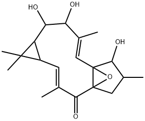 1a,6,7,10,11,11a-Hexahydro-7,10,11-trihydroxy-1,1,3,6,9-pentamethyl-4a,7a-epoxy-5H-cyclopenta[a]cyclopropa[f]cycloundecen-4(1H)-one Struktur
