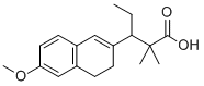 3-[(3,4-ジヒドロ-6-メトキシナフタレン)-2-イル]-2,2-ジメチルペンタン酸 化学構造式