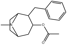 2-ベンジルトロパン-3-オールアセタート 化学構造式