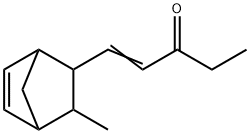 1-(3-メチルビシクロ[2.2.1]ヘプタ-5-エン-2-イル)-1-ペンテン-3-オン 化学構造式