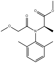 N-(2,6-ジメチルフェニル)-N-(メトキシアセチル)-D-アラニンメチル 化学構造式