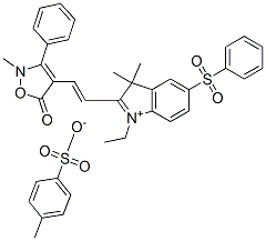 2-[2-(2,5-dihydro-2-methyl-5-oxo-3-phenylisoxazol-4-yl)vinyl]-1-ethyl-3,3-dimethyl-5-(phenylsulphonyl)-3H-indolium toluene-p-sulphonate Struktur