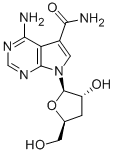 7-(3-デオキシ-β-D-リボフラノシル)-4-アミノ-7H-ピロロ[2,3-d]ピリミジン-5-カルボアミド 化学構造式
