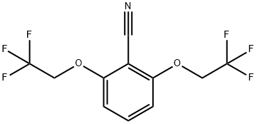2,6-ビス(2,2,2-トリフルオロエトキシ)ベンゾニトリル 化学構造式