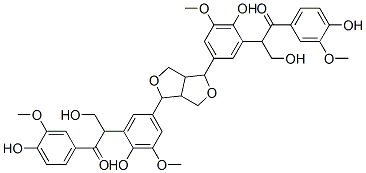 2,2'-[(テトラヒドロ-1H,3H-フロ[3,4-c]フラン-1,4-ジイル)ビス(6-ヒドロキシ-5-メトキシ-3,1-フェニレン)]ビス[3-ヒドロキシ-1-(4-ヒドロキシ-3-メトキシフェニル)-1-プロパノン] 化学構造式