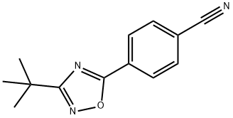4-[3-(tert-Butyl)-1,2,4-oxadiazol-5-yl]-benzenecarbonitrile Struktur