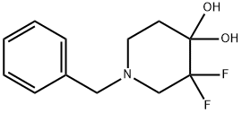 1-ベンジル-3,3-ジフルオロピペリジン-4,4-ジオール 化学構造式