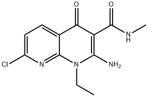 2-アミノ-7-クロロ-1-エチル-N-メチル-4-オキソ-1,4-ジヒドロ-1,8-ナフチリジン-3-カルボキサミド 化学構造式