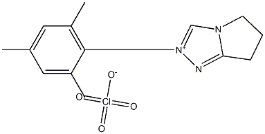 過塩素酸6,7-ジヒドロ-2-(2,4,6-トリメチルフェニル)-5H-ピロロ[2,1-c]-1,2,4-トリアゾリウム 化学構造式