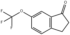 6-(トリフルオロメトキシ)-2,3-ジヒドロ-1H-インデン-1-オン 化学構造式