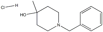 4-Methyl-1-benzyl-4-piperidinol HCl 化学構造式