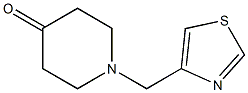 1-(thiazol-4-ylmethyl)piperidin-4-one Structure