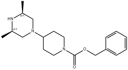 Benzyl 4-((3S,5R)-3,5-dimethylpiperazin-1-yl)piperidine-1-carboxylate Struktur