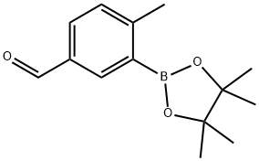 4-メチル-3-(4,4,5,5-テトラメチル-1,3,2-ジオキサボロラン-2-イル)ベンズアルデヒド 化学構造式