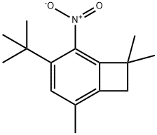 2-tert-butyl-4,6,6-trimethyl-1-nitrobenzocyclobutene Struktur