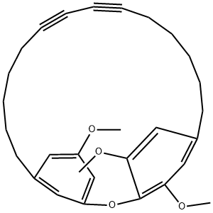 5,24,25-Trimethoxy-2-oxatricyclo[20.2.2.13,7]heptacosa-3,5,7(27),22,24(1),25-hexene-13,15-diyne Struktur