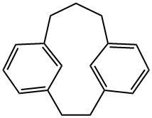 トリシクロ[10.3.1.14,8]ヘプタデカ-1(16),4,6,8(17),12,14-ヘキサエン 化学構造式
