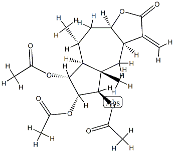 (3aR)-5β,6α,7α-トリス(アセチルオキシ)-3aα,4,4a,5,6,7,7aα,8,9,9aα-デカヒドロ-4aβ,8α-ジメチル-3-メチレンアズレノ[6,5-b]フラン-2(3H)-オン 化学構造式