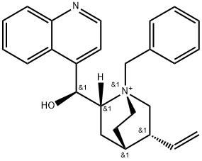 (1S,4S)-1-ベンジル-2β-[(S)-ヒドロキシ(4-キノリニル)メチル]-5β-ビニル-1-アゾニアビシクロ[2.2.2]オクタン 化学構造式