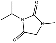 2,4-Imidazolidinedione,1-methyl-3-(1-methylethyl)-(9CI) 结构式