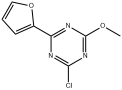 2-Chloro-4-(2-furyl)-6-methoxy-1,3,5-triazine Struktur