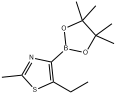 2-Methyl-5-ethylthiazole-4-boronic acid pinacol ester Structure