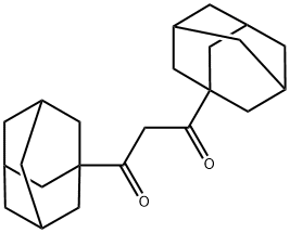 1,3-bis(tricyclo[3.3.1.1(3,7)]dec-1-yl)propan-1,3-dione 化学構造式