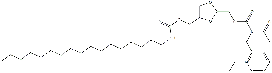 2-[N-アセチル-N-[(4-ヘプタデシルアミノカルボニルオキシメチル-1,3-ジオキソラン-2-イル)メトキシカルボニル]アミノメチル]-1-エチルピリジニウム 化学構造式