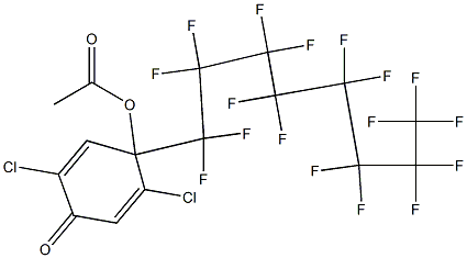 4-(ヘプタデカフルオロオクチル)-4-アセトキシ-2,5-ジクロロ-2,5-シクロヘキサジエン-1-オン 化学構造式