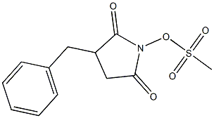 Methanesulfonic acid 2,5-dioxo-3-benzyl-1-pyrrolidinyl ester Struktur
