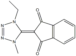 2-[1-Methyl-4-ethyl-1H-tetrazol-5(4H)-ylidene]indane-1,3-dione Struktur