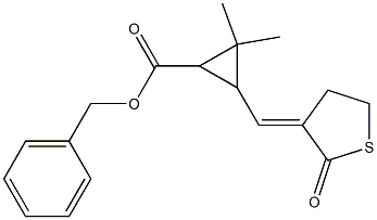 3-[[(3E)-2-オキソチオラン-3-イリデン]メチル]-2,2-ジメチルシクロプロパンカルボン酸ベンジル 化学構造式