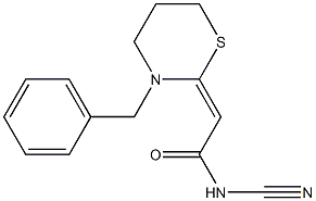(E)-シアノ[(3-ベンジル-3,4,5,6-テトラヒドロ-2H-1,3-チアジン)-2-イリデン]アセトアミド 化学構造式