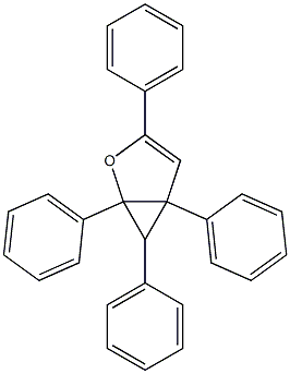 1,3,5,6-Tetraphenyl-2-oxabicyclo[3.1.0]hex-3-ene Struktur