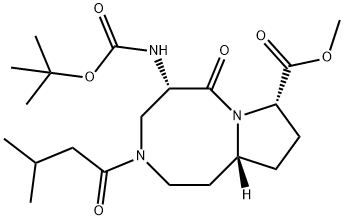 Pyrrolo[1,2-a][1,5]diazocine-8-carboxylic acid, 5-[[(1,1-dimethylethoxy)carbonyl]amino]decahydro-3-(3-methyl-1-oxobutyl)-6-oxo-, methyl ester, (5S,8S,10aR)- Struktur