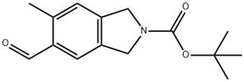 tert-butyl 5-formyl-6-methylisoindoline-2-carboxylate Struktur