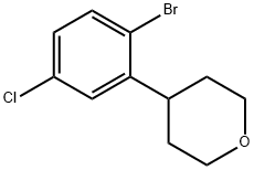 4-Chloro-2-(4-tetrahydropyranyl)bromobenzene Struktur